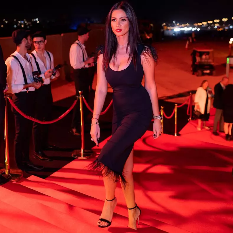 ce-meserie-are-acum-iuliana-luciu-6