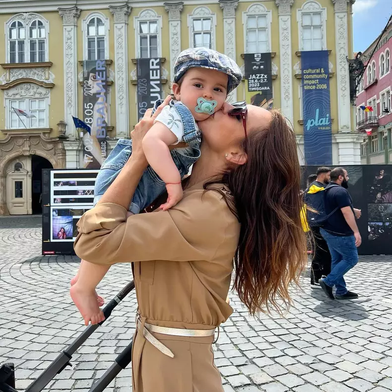 magda-palimariu-noi-imagini-adorabile-cu-fiul-ei.-faceti-cunostinta-cu-aksel-cel-curios-6