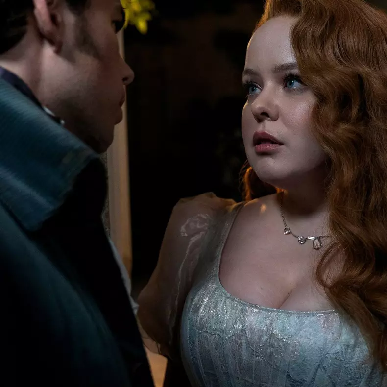 Netflix a publicat primele imagini din Bridgerton, sezonul 3. Noile episoade prezintă povestea lui Penelope și a lui Colin