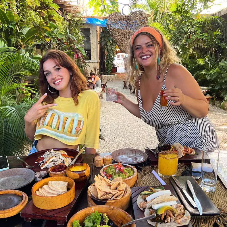 ioan-ignat-si-sebastian-dobrincu-vacanta-4