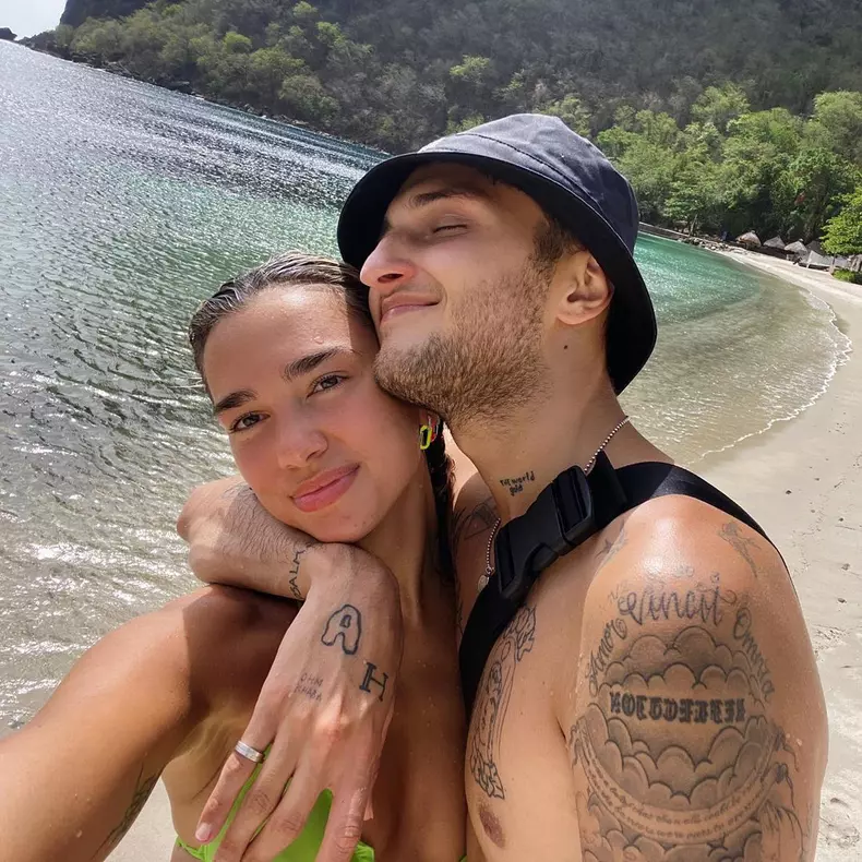 Dua Lipa și Anwar Hadid