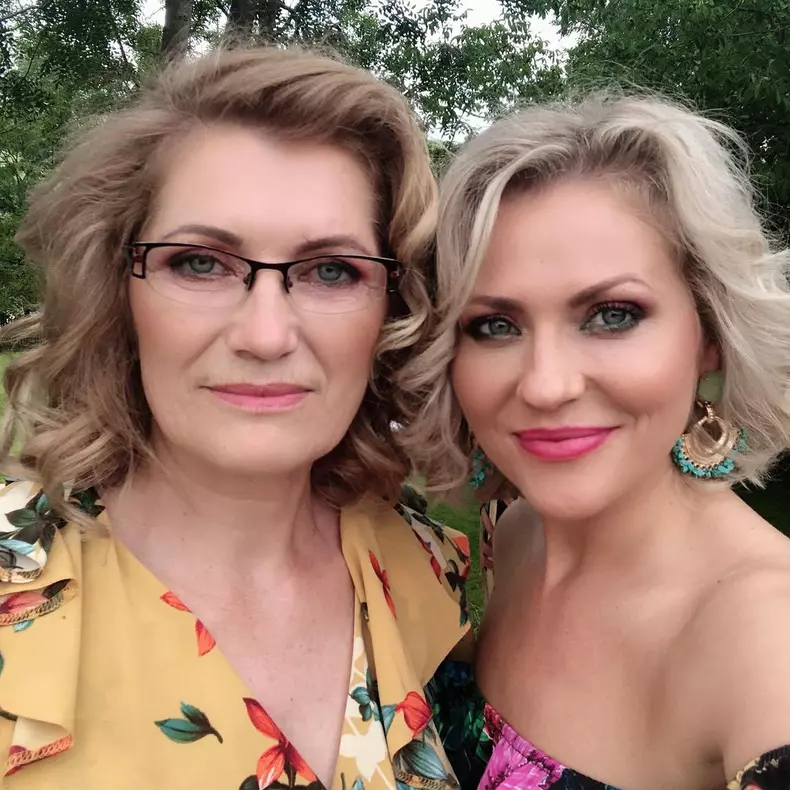 Mirela Vaida și mama ei