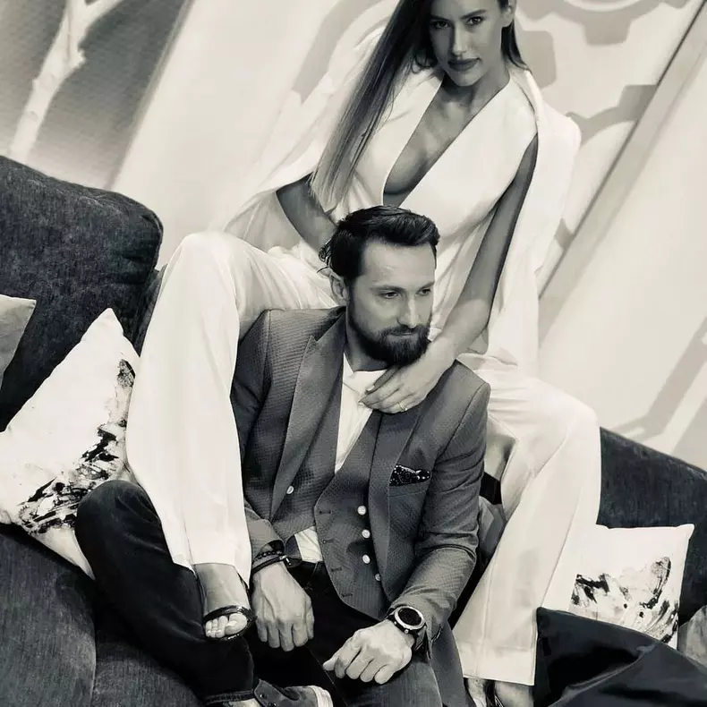 Dani Oțil și Gabriela Prisăcariu