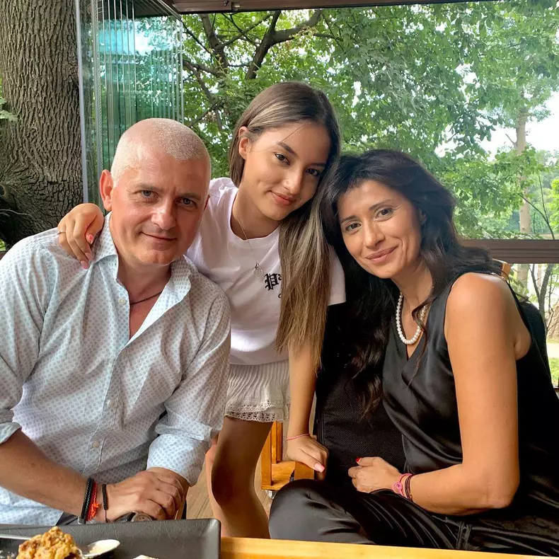 Virgil Ianțu, Roxana Alexandru, Jasmine Ianțu