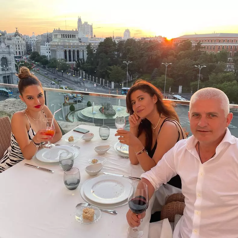 Virgil-Iantu-Roxana-Alexandru-Jasmine-Iantu-2
