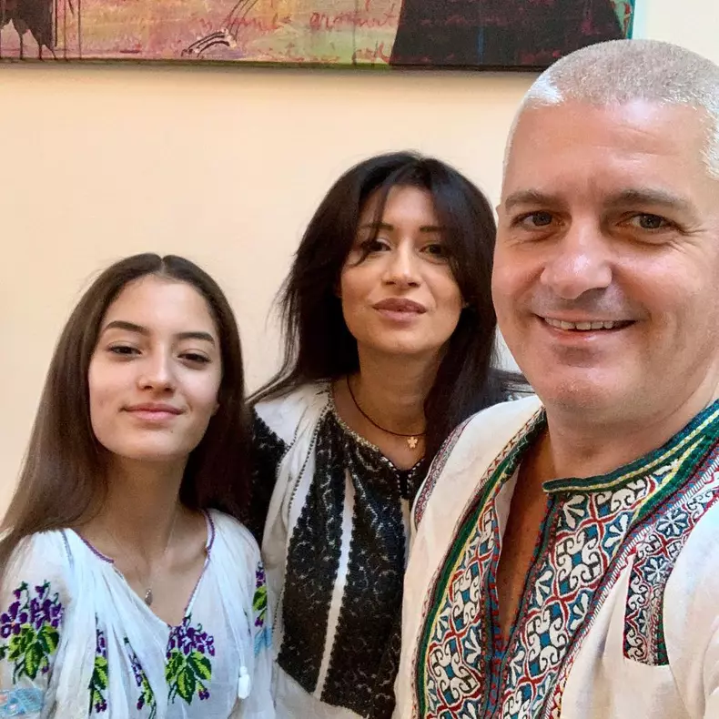 Virgil Ianțu, Roxana Alexandru, Jasmine Ianțu
