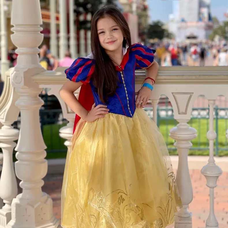 Bianca Drăgușanu fiica Sofia Natalia Disneyland