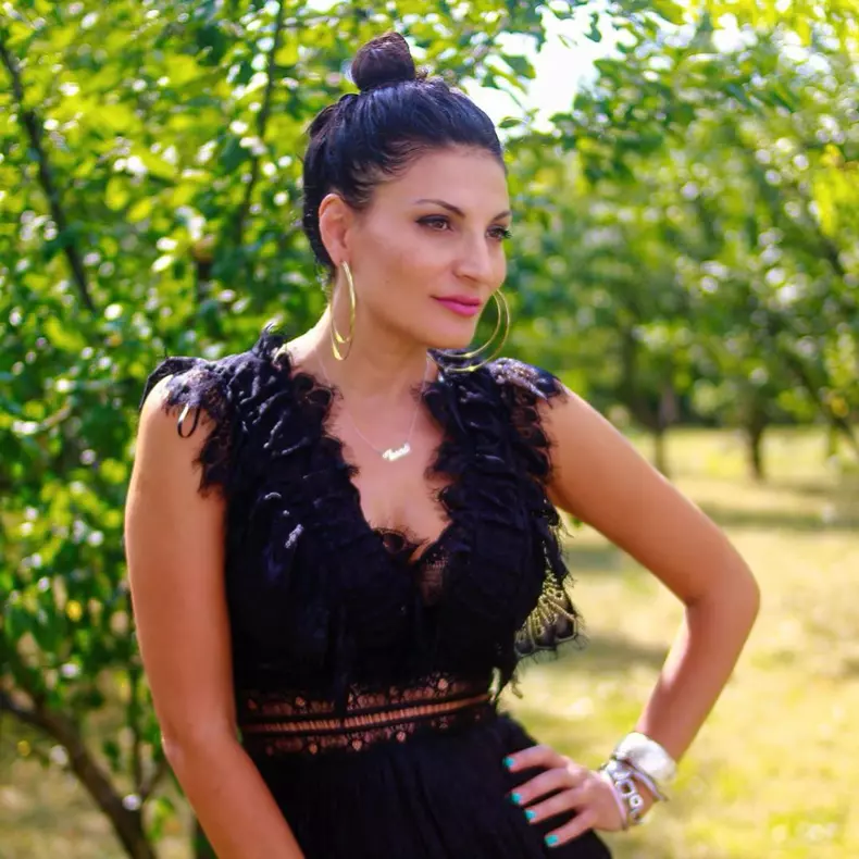 ioana-ginghina-insta