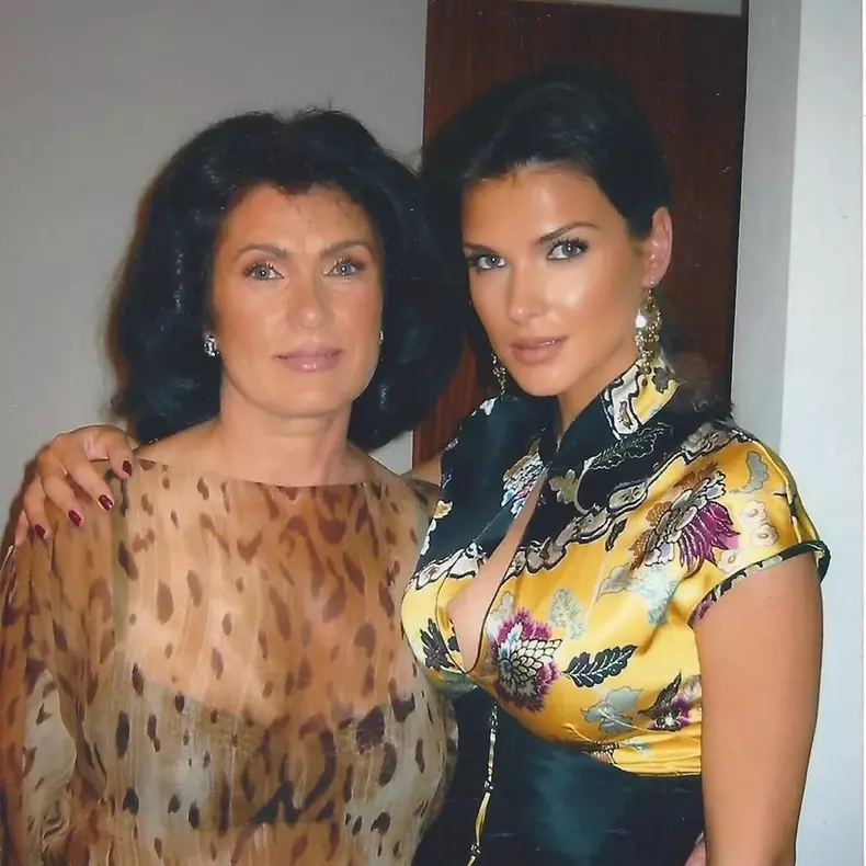 mama Monicăi Bîrlădeanu