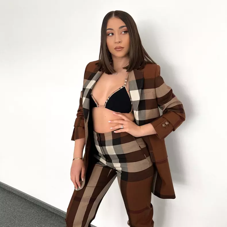 nicole-cherry-10