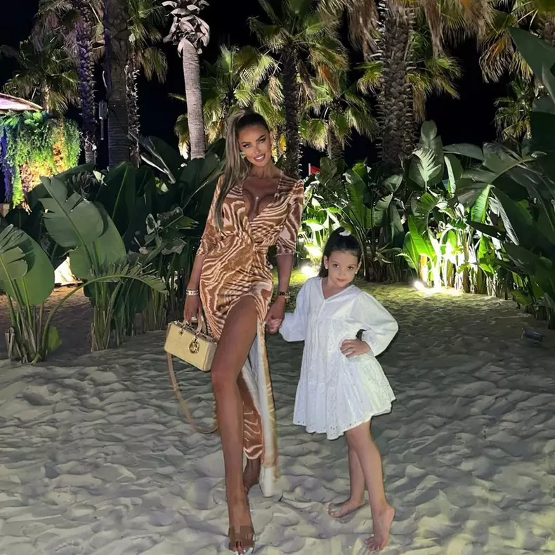 Bianca Drăgușanu vacanță Turcia