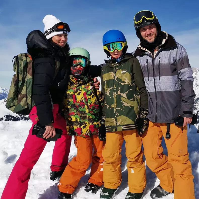 Olivia Steer Andi Moisescu copii