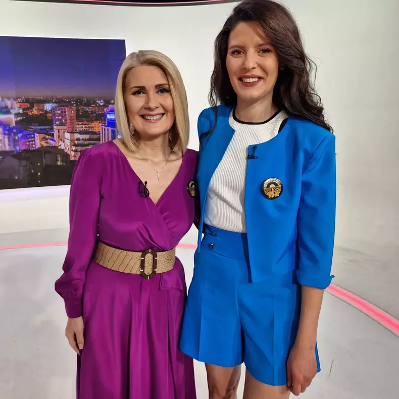 ramona si alessandra stoicescu