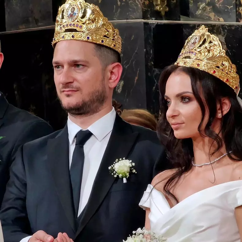 petru si aleasa lui