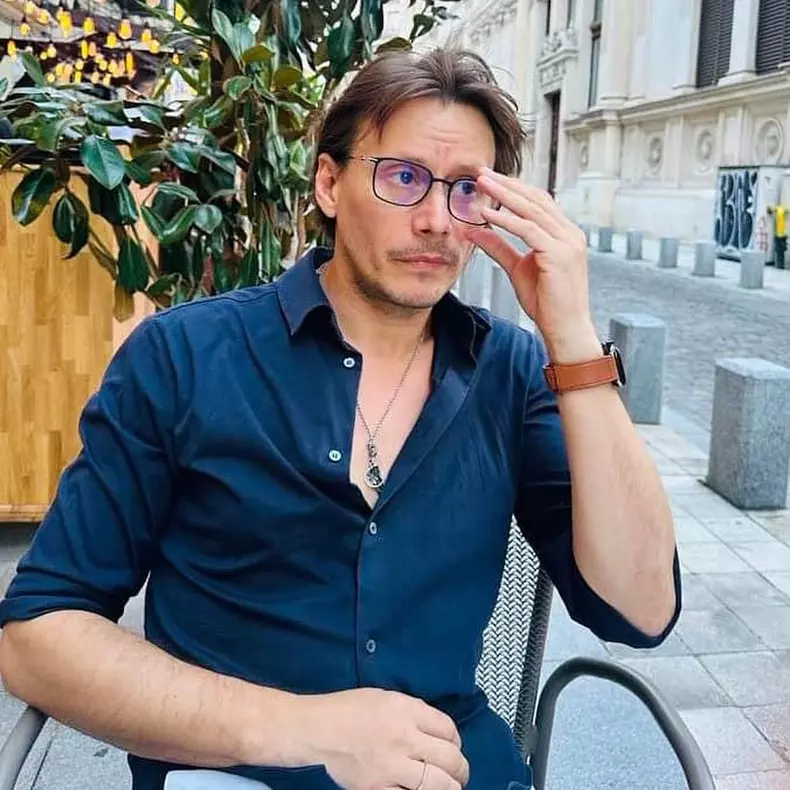 Marius Manole terapie