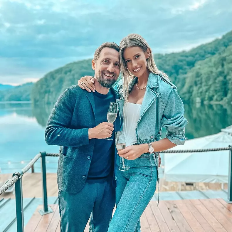 Dani Oțil și Gabriela Prisăcariu