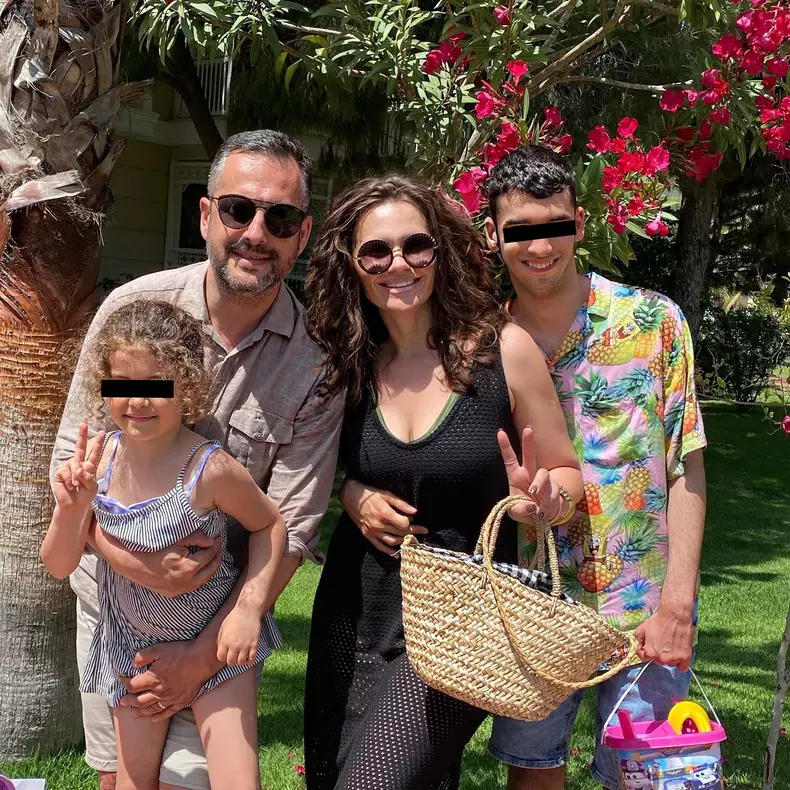 Mădălin Ionescu Cristina Șișcanu copii (1)