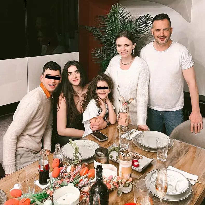 Mădălin Ionescu Cristina Șișcanu copii Filip Ștefania Petra (1)