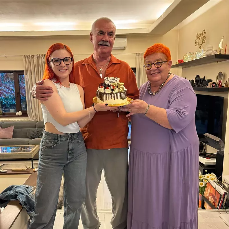 cristina-ciobanasu-si-familia-ion