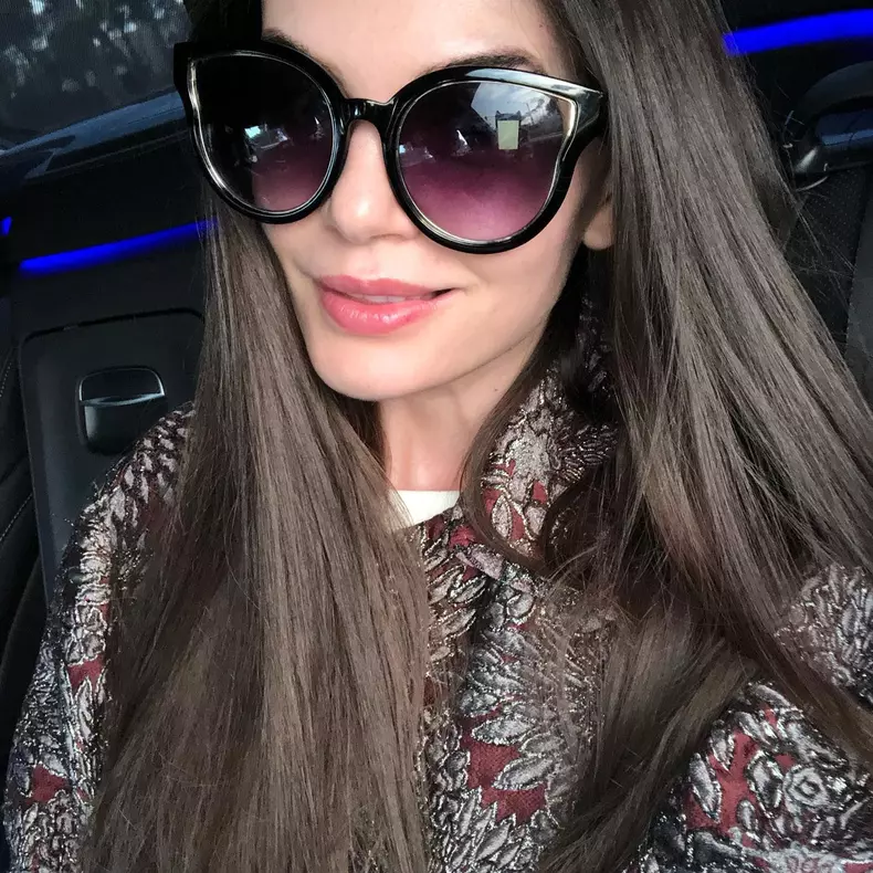 monica-gabor-selfie
