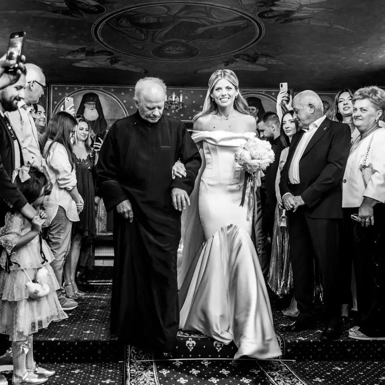 roxana-hulpe-de-la-pro-tv-si-bogdan-radulescu-co-fondatorul-festivalului-untold-s-au-casatorit-religios-pe-1-iunie-2024-8-1