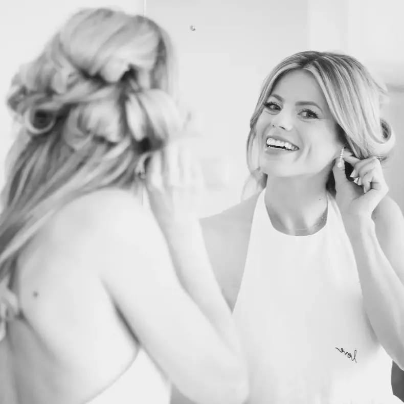 roxana-hulpe-de-la-pro-tv-si-bogdan-radulescu-co-fondatorul-festivalului-untold-s-au-casatorit-religios-pe-1-iunie-2024-9