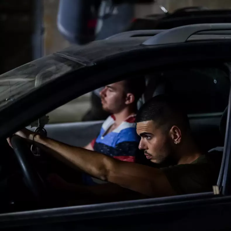 Andrei Bănuță îl joacă pe Denis în serialul „Groapa” de la Pro TV