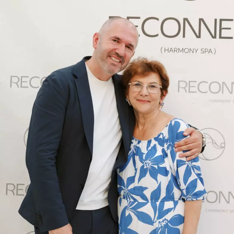 Călin Popescu și mama lui, Doina Popescu