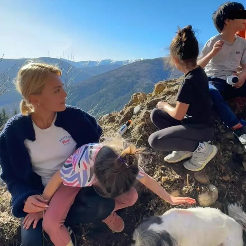 lavinia-petrea-si-familia
