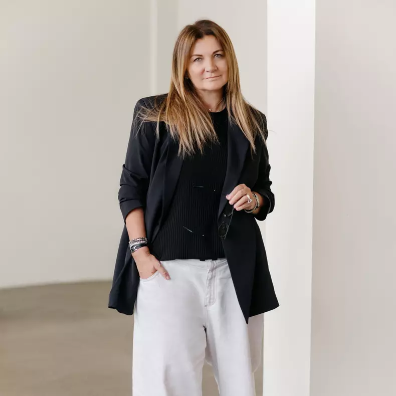 Brandul Irina Schrotter este vândut pe 4 continente. Sursă foto: Arhivă personală