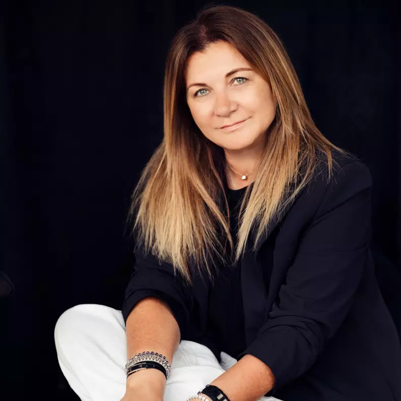 Irina Schrotter deschis primul salon de înfrumusețare din România. Sursă foto: Arhivă personală