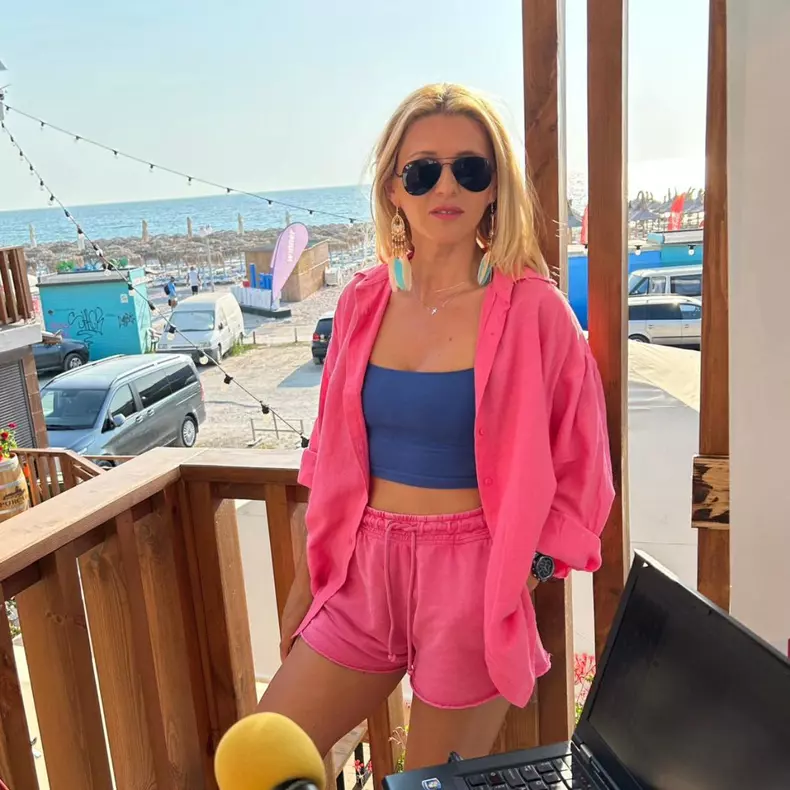 oana paraschiv la mare