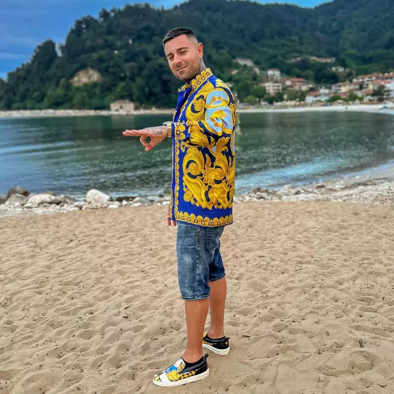 tj miles la mare