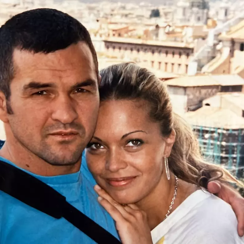 Leonard Doroftei și soția lui, Monica, la începutul relației lor (3)