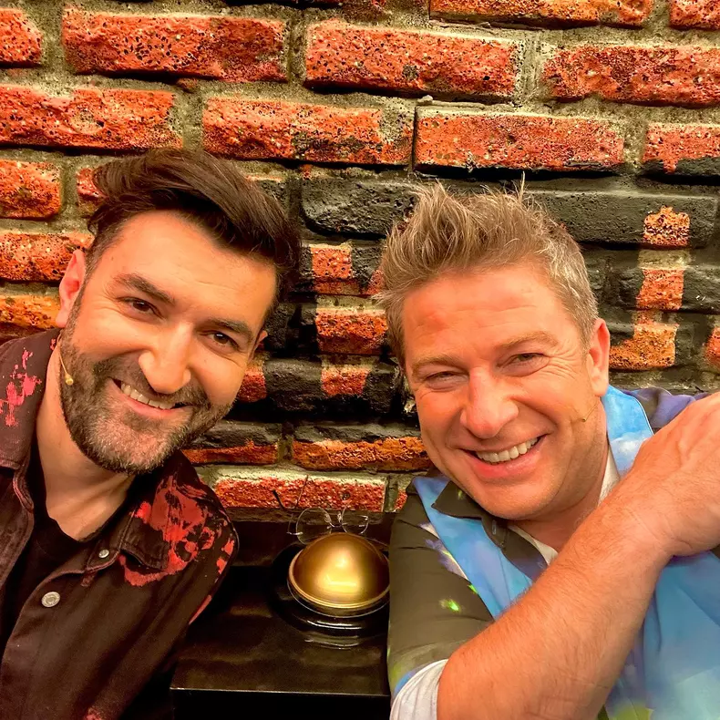 pavel bartos cu smiley