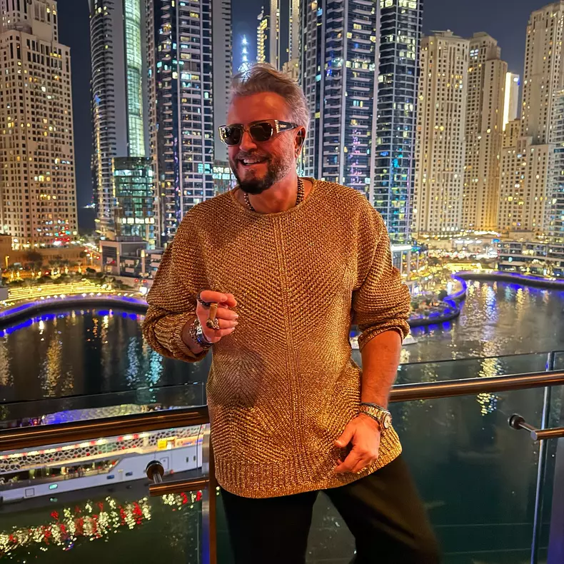 catalin botezatu rev