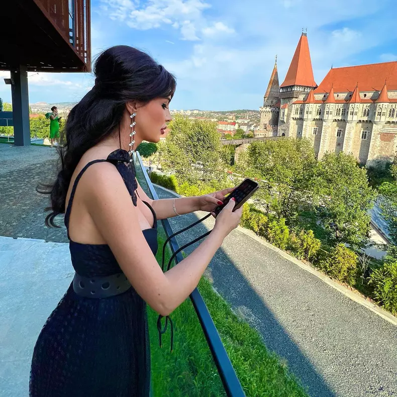 Laura Maria Calafeteanu (1)
