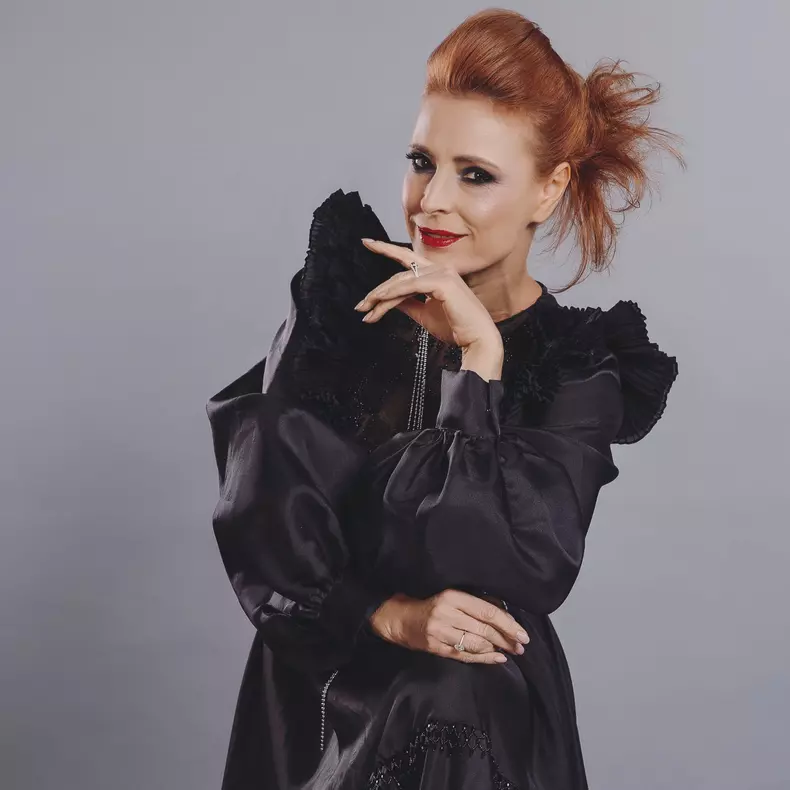 Monica Davidescu (2)