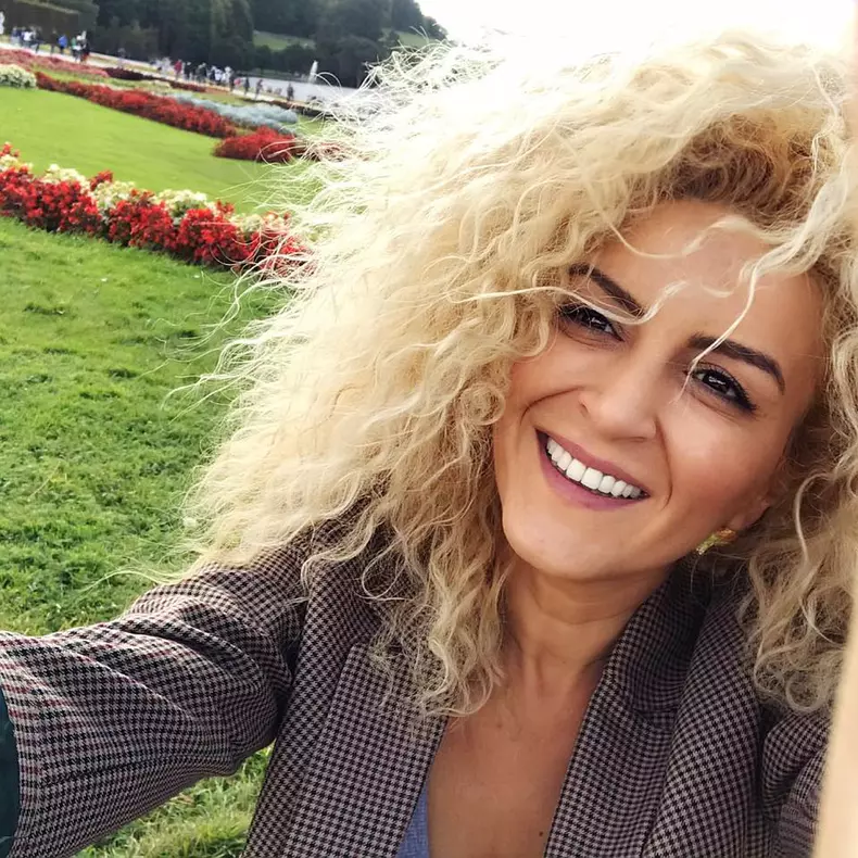 nicoleta dragusin vesela