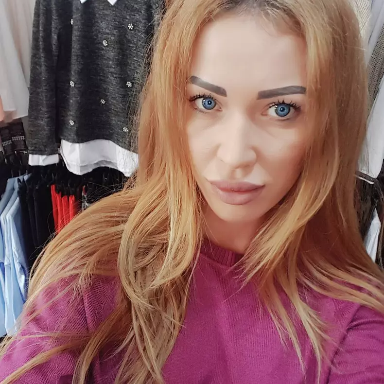 Oana Drăgușanu, sora Biancăi Drăgușanu (1)