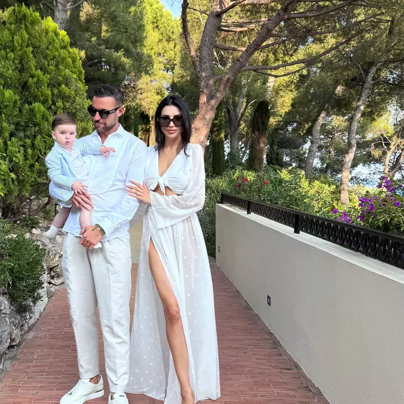 Andreea Sasu, Philipp Plein și fiul lor (2)