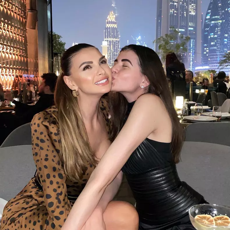Ramona și Monica Gabor (2)