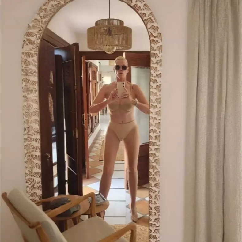 brigitte nielsen in lenjerie