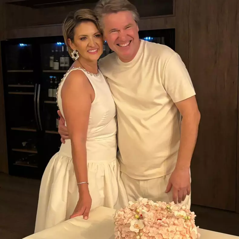 Florin Răducioiu și Andreea Albăstroiu s-au căsătorit (13)