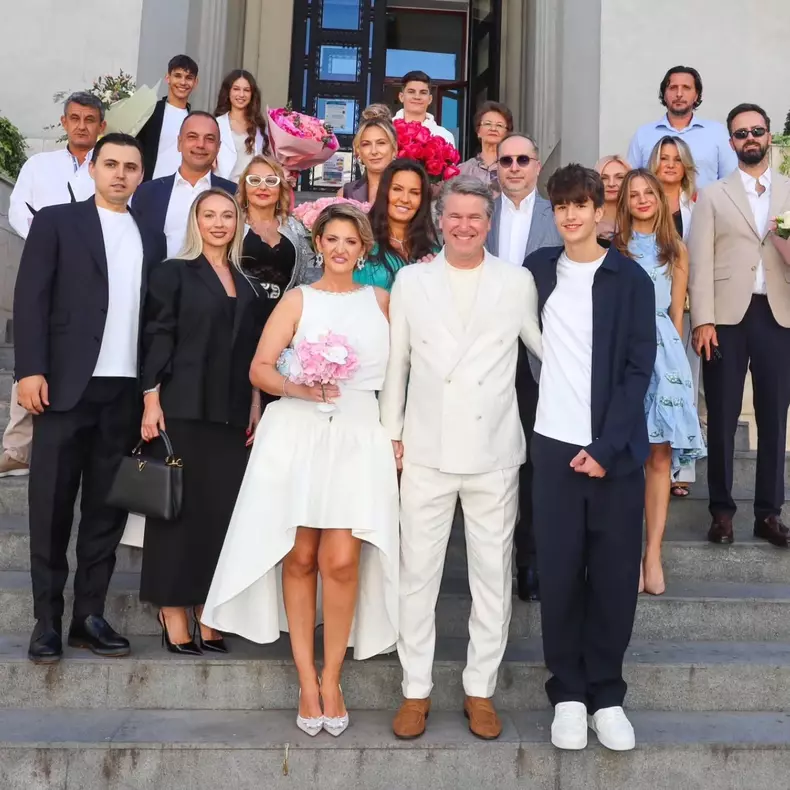 Florin Răducioiu și Andreea Albăstroiu s-au căsătorit (15)