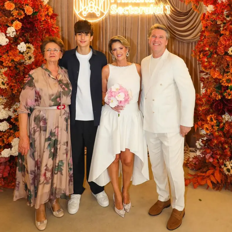 Florin Răducioiu și Andreea Albăstroiu s-au căsătorit (7)