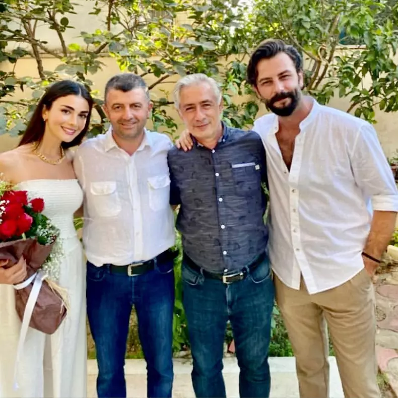Özge Yağız și Gökberk Demirci s-au logodit oficial (2)