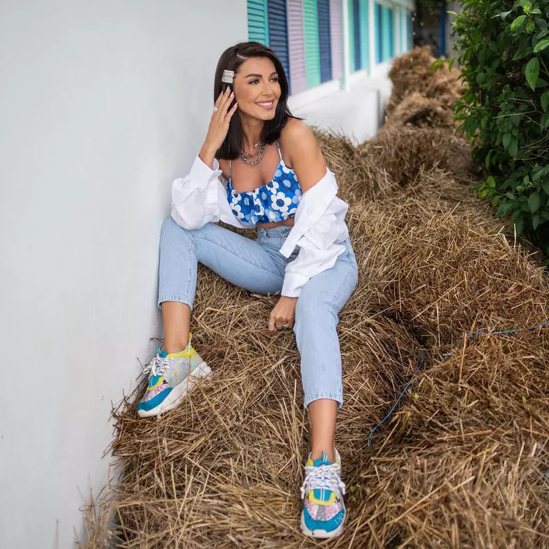 ilinca-vandici-BAS-241181002_403440724472496_8040375005836885102_n