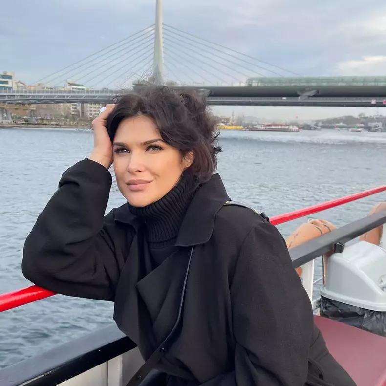 Monica-Barladeanu-detalii-nestiute-despre-viata-personala-„Am-vazut-multa-dragoste-falsa-11
