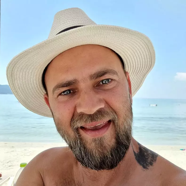 Cosmin Selesi